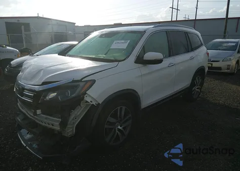 2017 Honda Pilot Touring из США, поврежденный, VIN 5FNYF5H98HB006790